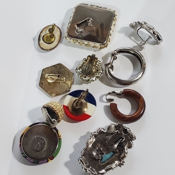 Vtg craftets lot of 11 Earrings clip-on post screwback - Picture 2 of 10